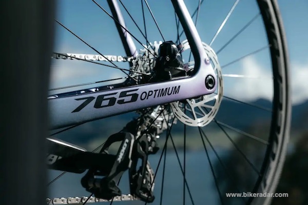 The New Look bringt ein Endurance-Bike auf den Markt – das 765 Optimum, das auf maximalen Komfort und Effizienz ausgelegt ist