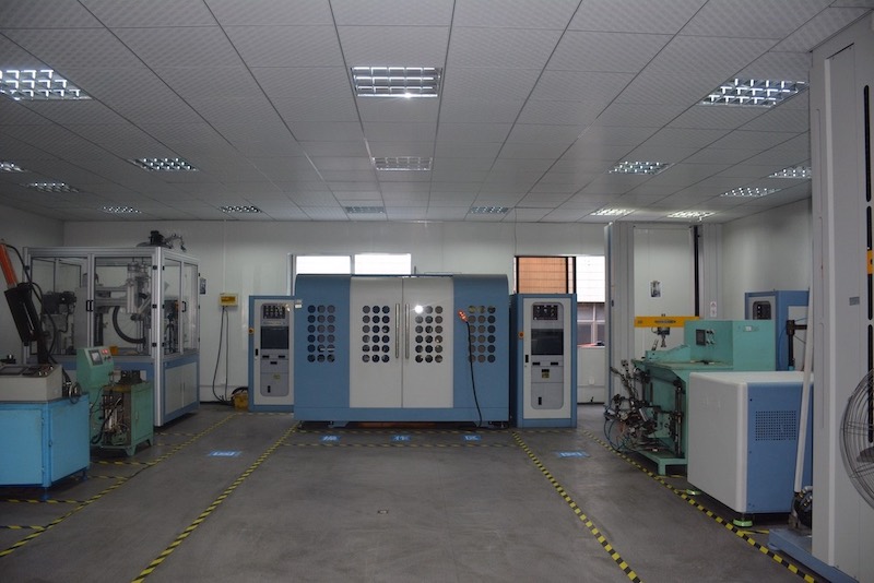 Laborraum für ISO-4210-Carbonrahmen