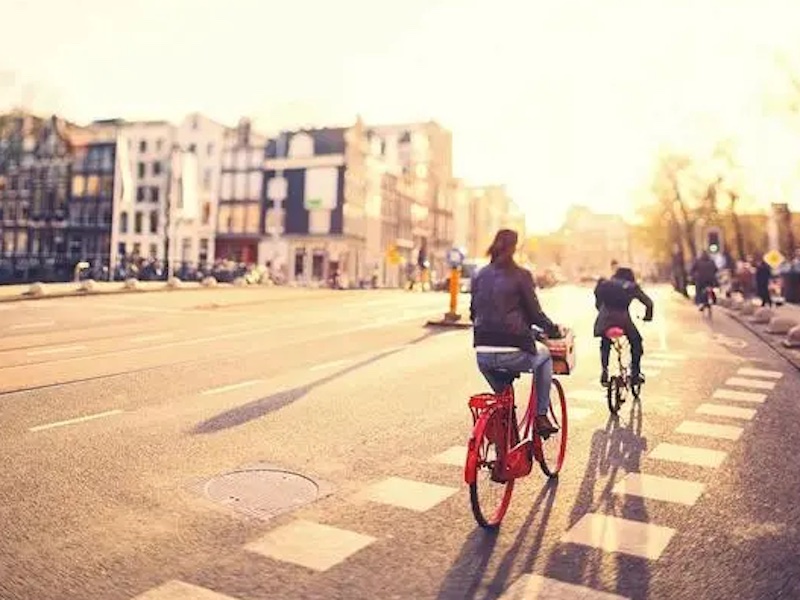 Die niederländische Regierung will bis 2025 100.000 Menschen die Möglichkeit geben, mit dem Fahrrad zur Arbeit zu fahren